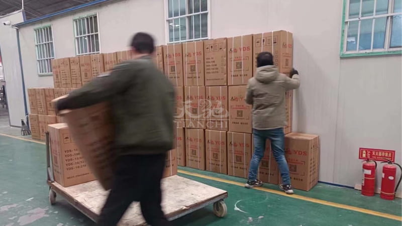 甘肅蘭州100個天馳液氮罐發(fā)貨6