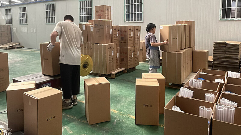 國內(nèi)發(fā)貨液氮罐打包中，即將發(fā)走